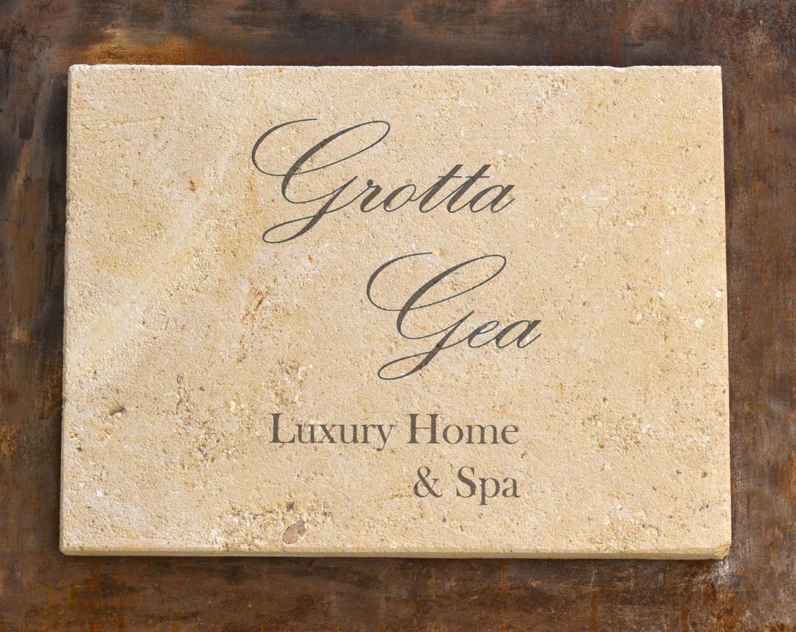 Grotta Gea Luxury Home con Piscina&Spa Matera Esterno foto